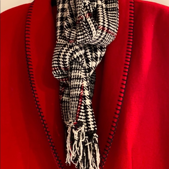 Red Cashmere & Wool Luxury Designer Coat!!! - Picture 2 of 9